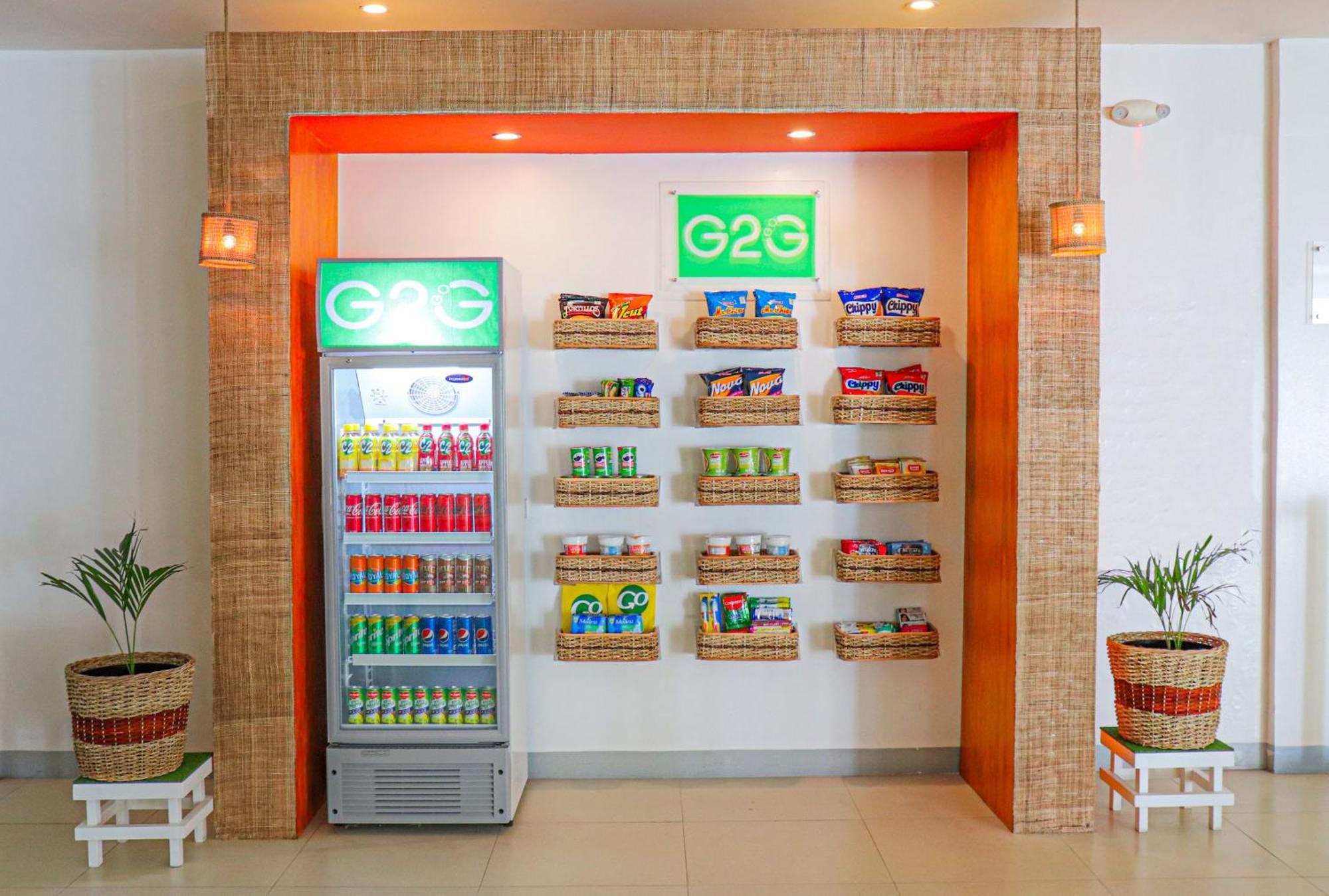 Go Hotels Manila Airport Road Paranaque City Екстериор снимка