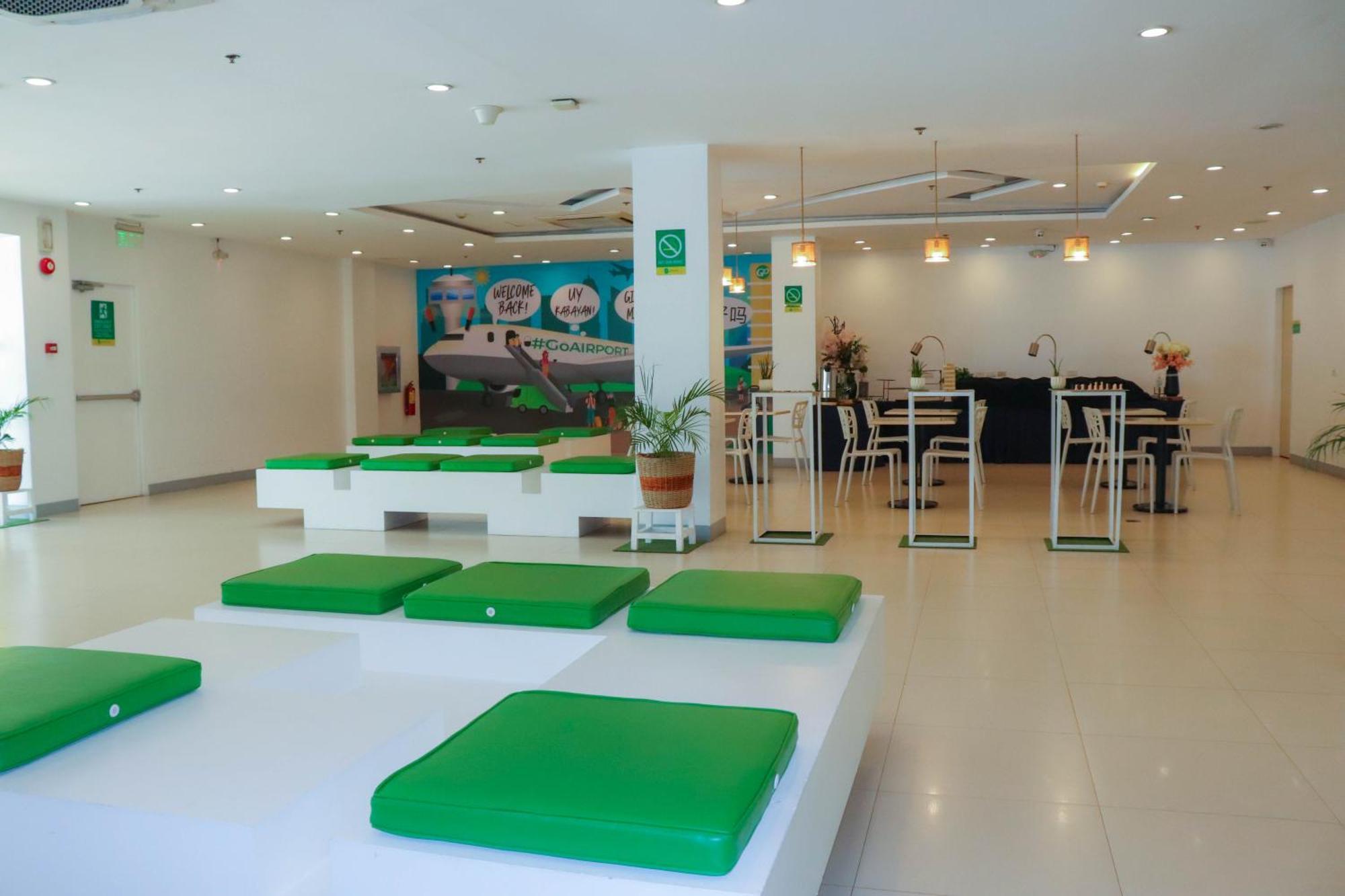 Go Hotels Manila Airport Road Paranaque City Екстериор снимка