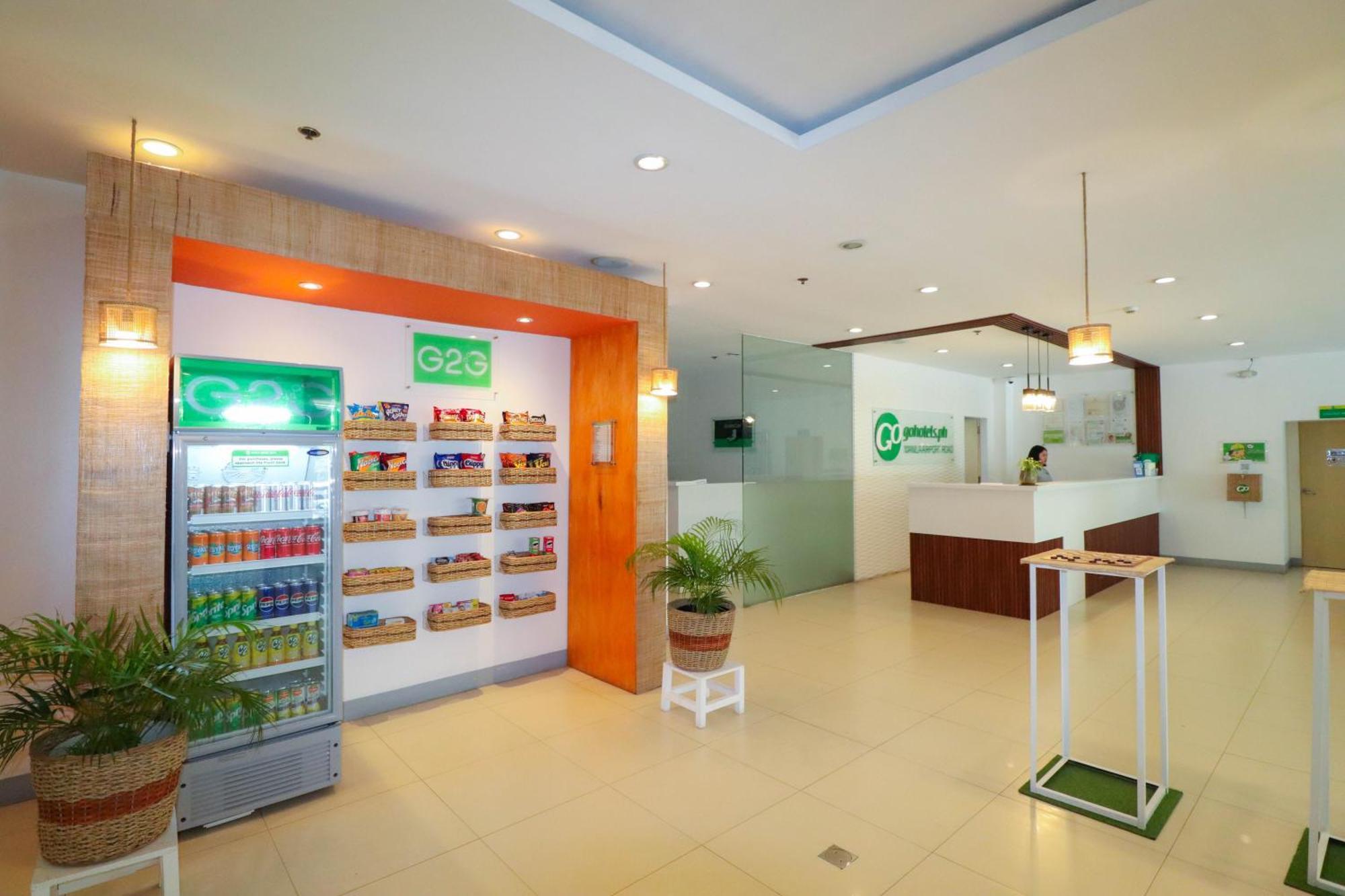 Go Hotels Manila Airport Road Paranaque City Екстериор снимка