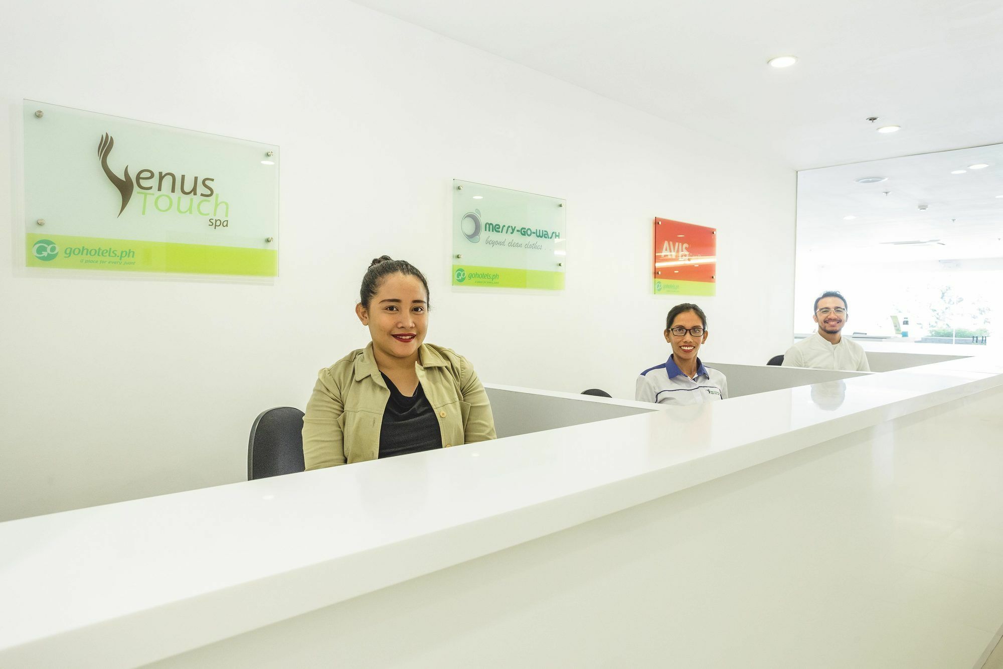 Go Hotels Manila Airport Road Paranaque City Екстериор снимка